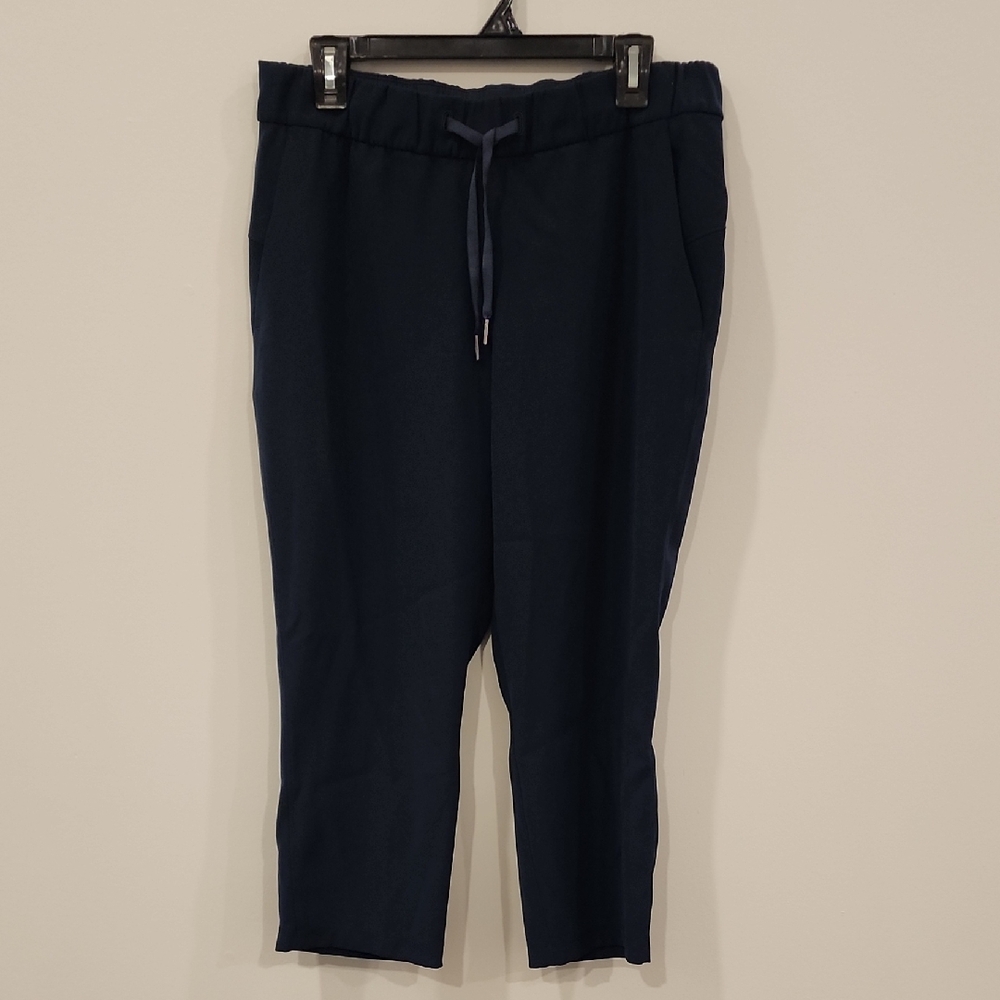 Lululemon Athletica Navy Cropped Dress Pants, Size 10